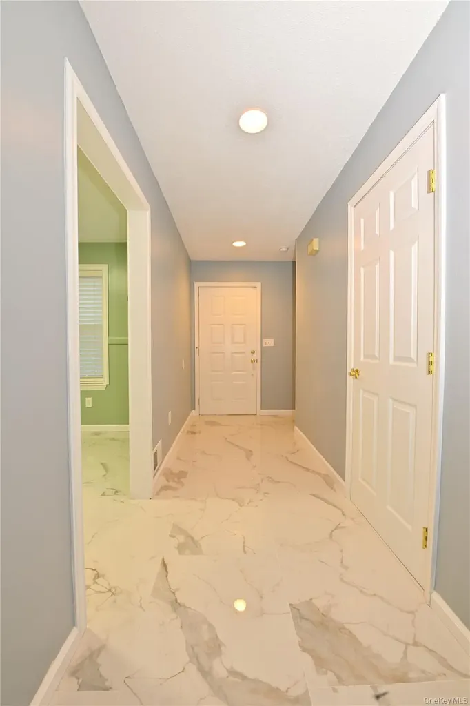 14 Kensington Way Middletown NY 10940