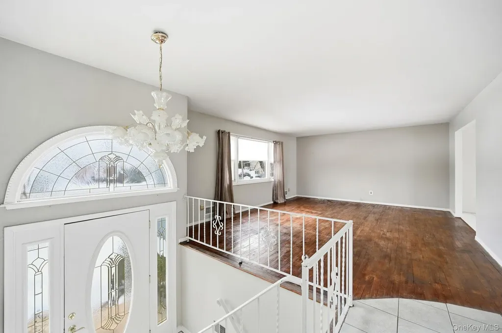 40 Pittsford Way Nanuet NY 10954