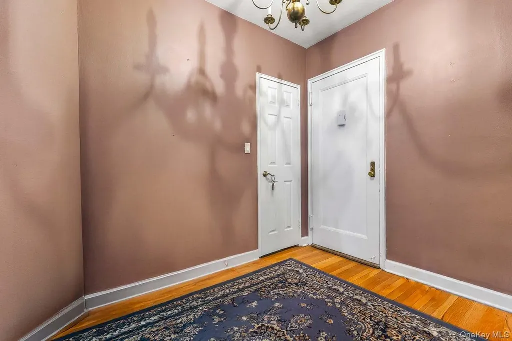 2 Overlook Road White Plains NY 10605
