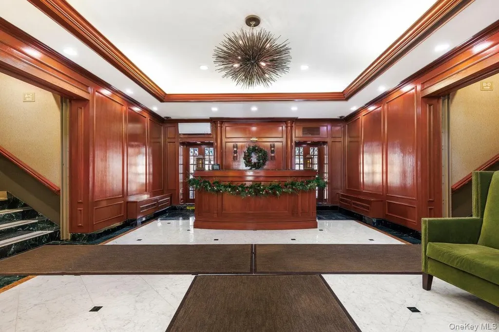 2 Overlook Road White Plains NY 10605