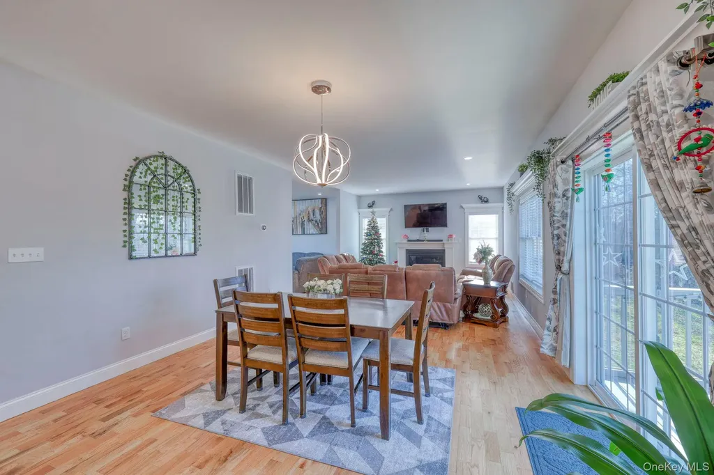 34 Meadow View Drive Marlboro NY 12542