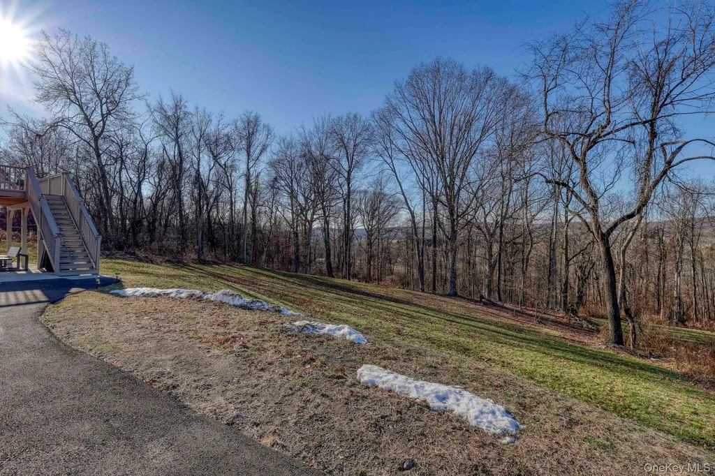 34 Meadow View Drive Marlboro NY 12542