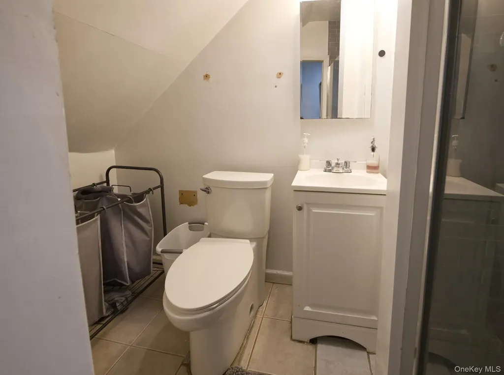 59 Corncrib Lane Levittown NY 11756