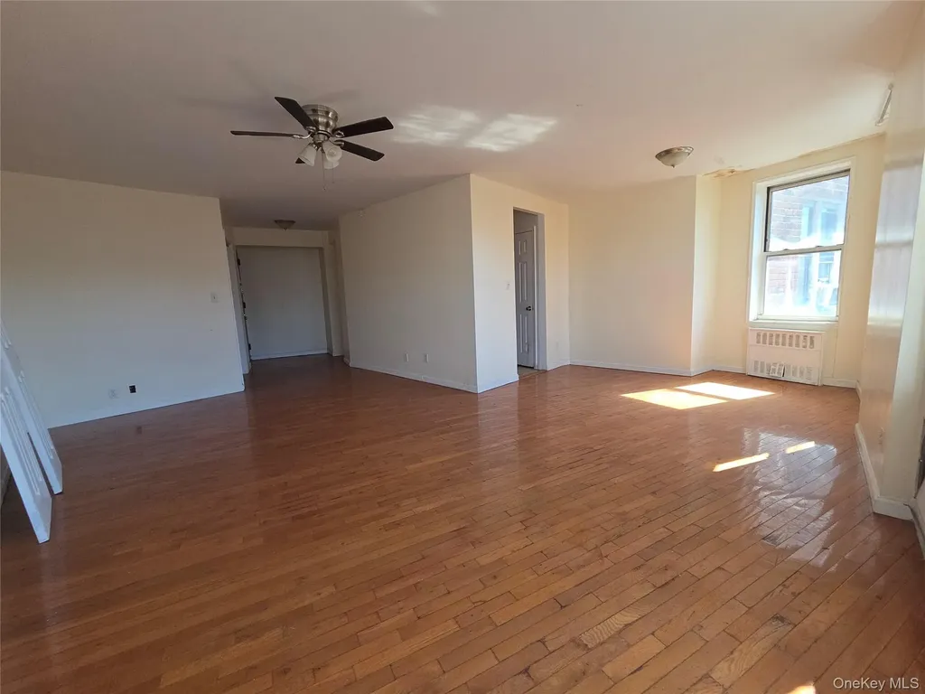 86-16 60th Avenue Flushing NY 11373