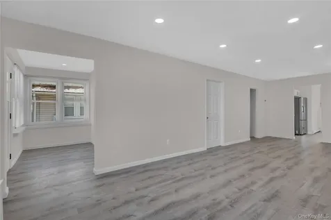 820 Jefferson Street Baldwin NY 11510