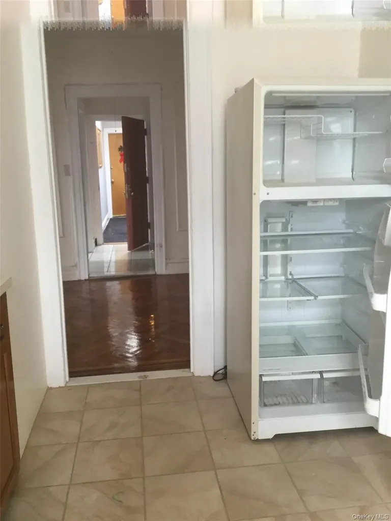 8423 14th Avenue Brooklyn NY 11228