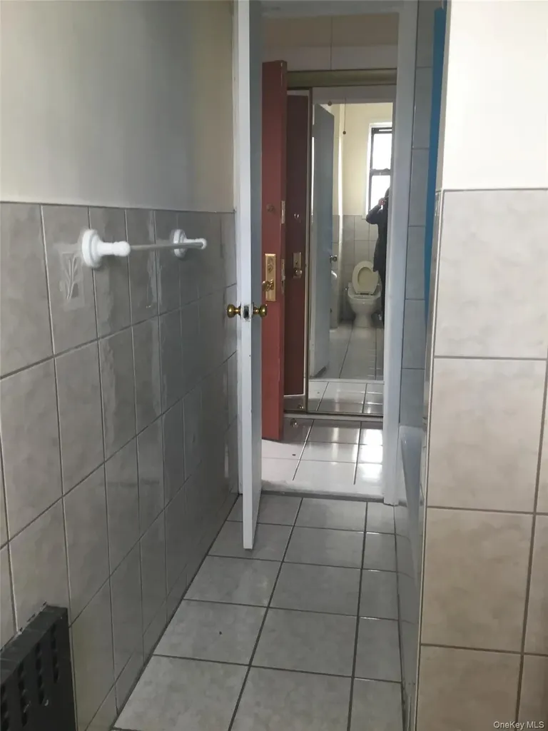 8423 14th Avenue Brooklyn NY 11228