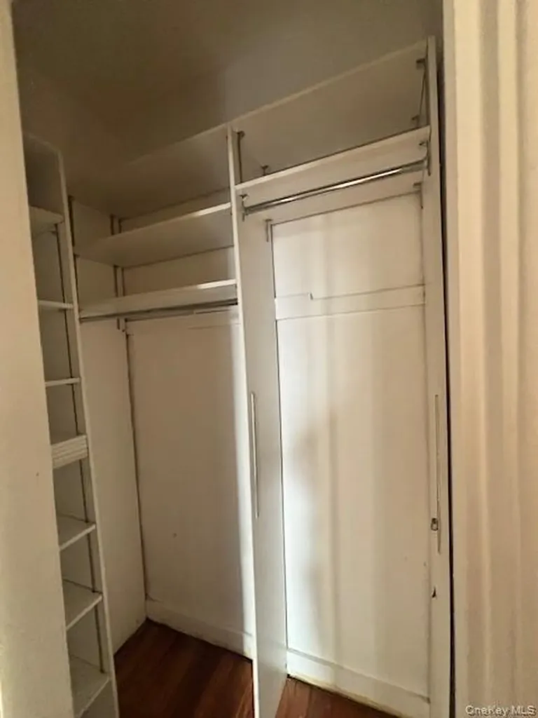 8423 14th Avenue Brooklyn NY 11228