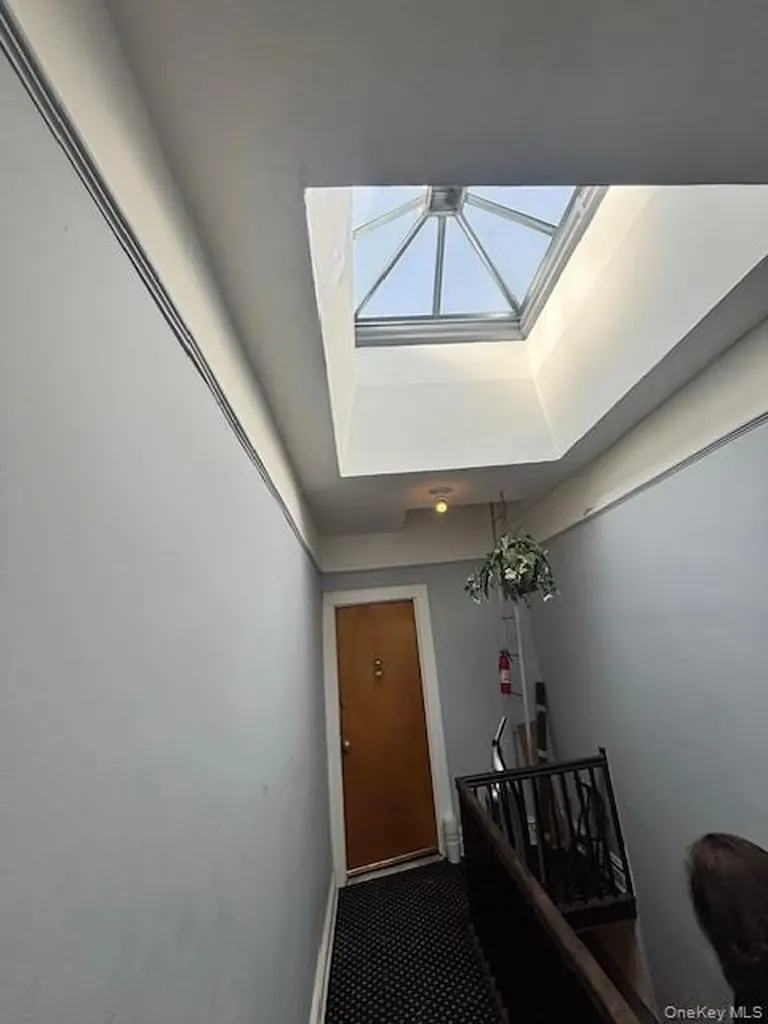 8423 14th Avenue Brooklyn NY 11228
