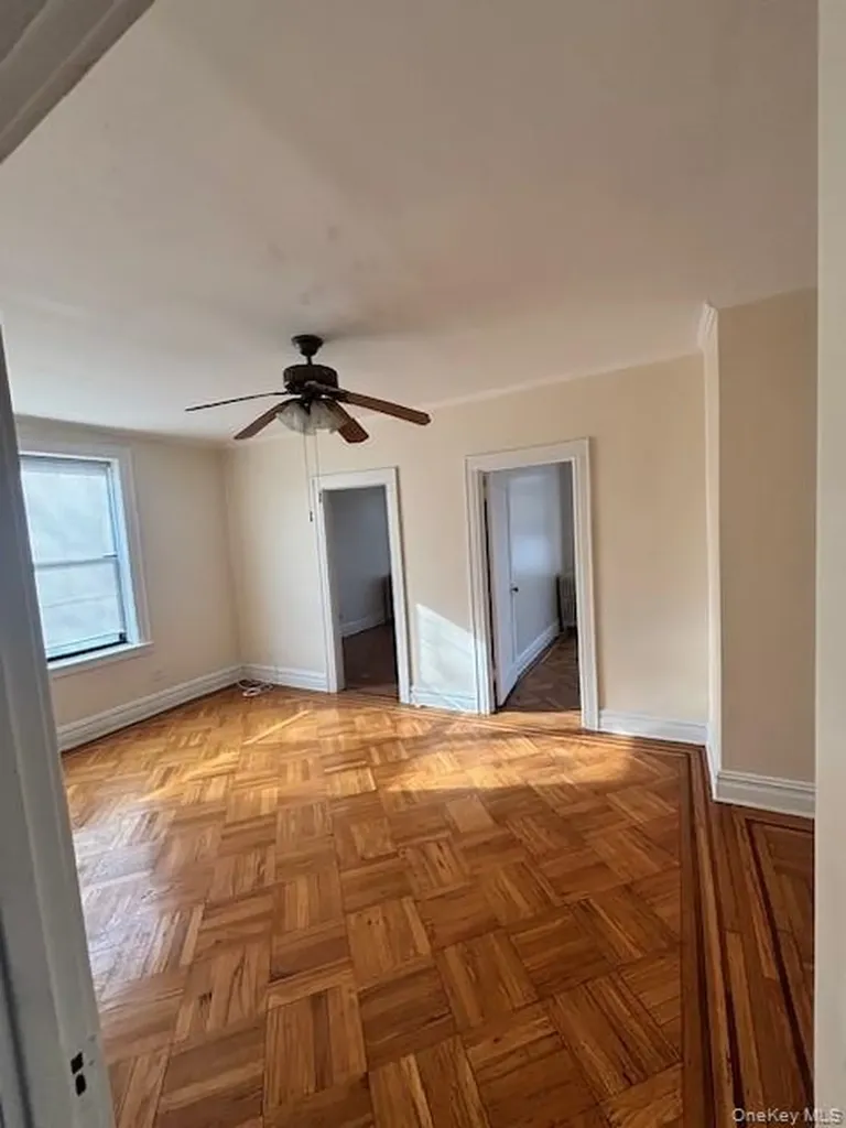 8423 14th Avenue Brooklyn NY 11228