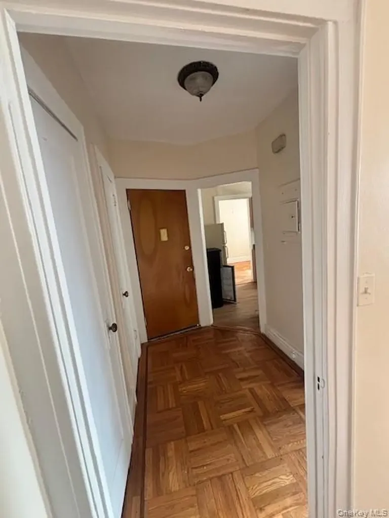 8423 14th Avenue Brooklyn NY 11228
