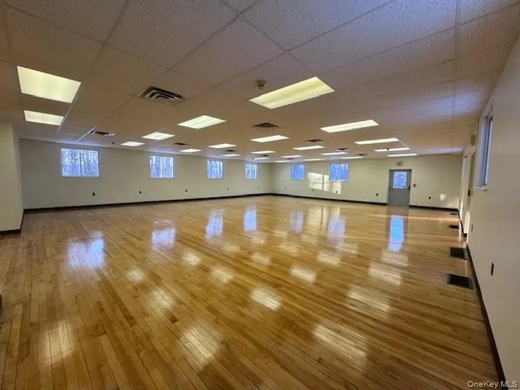 1765 Route 44 Pleasant Valley NY 12569
