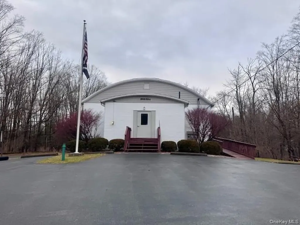 1765 Route 44 Pleasant Valley NY 12569