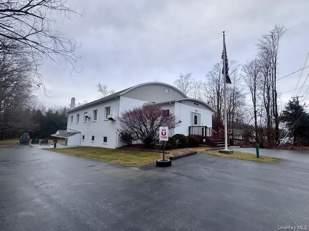 1765 Route 44 Pleasant Valley NY 12569