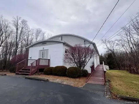 1765 Route 44 Pleasant Valley NY 12569
