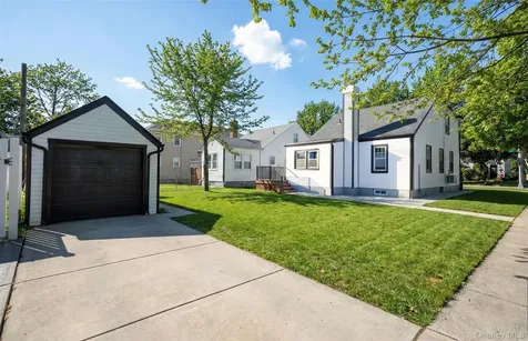 24120 83rd Avenue Bellerose NY 11426