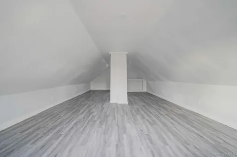 45 Redington Street Bay Shore NY 11706