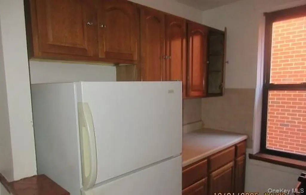 3231 Barker Avenue Bronx NY 10467