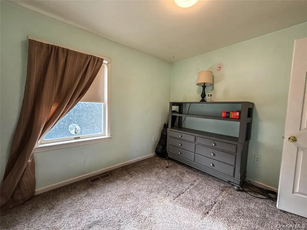 33 Muntz Lane Garnerville NY 10923