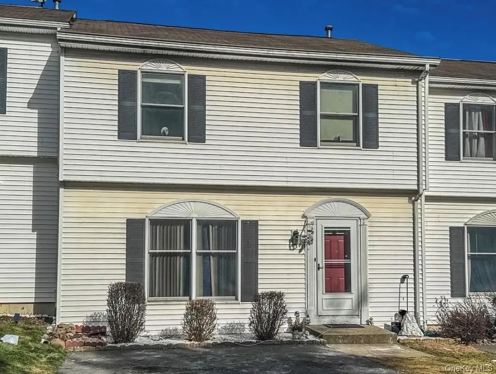 33 Muntz Lane Garnerville NY 10923