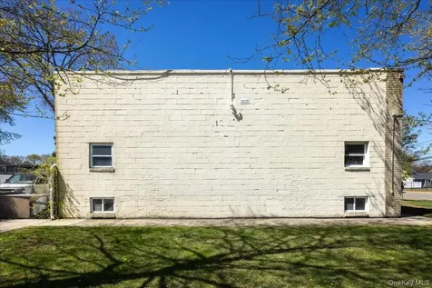 330 Central Avenue Deer Park NY 11729