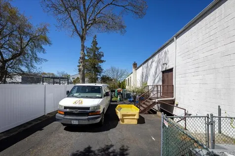 330 Central Avenue Deer Park NY 11729