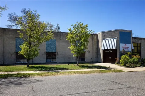 330 Central Avenue Deer Park NY 11729