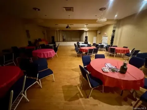 330 Central Avenue Deer Park NY 11729