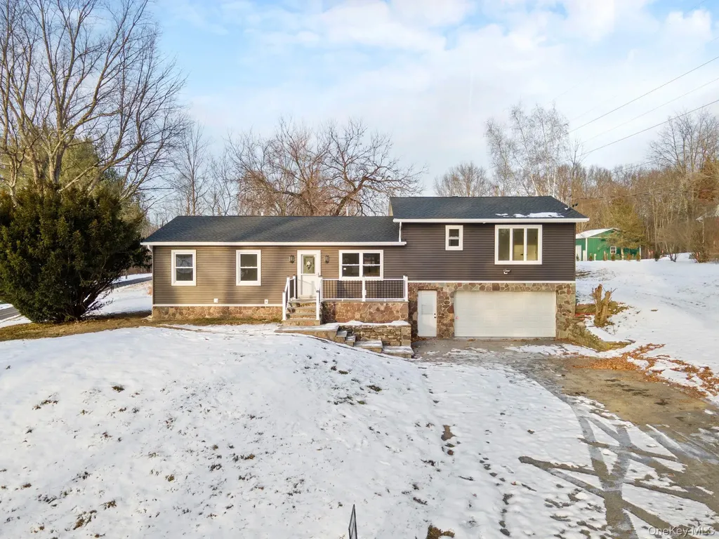 52 Rudolph Road Modena NY 12548
