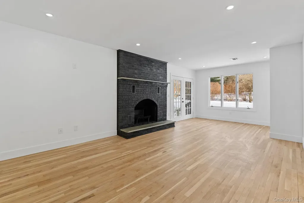 52 Rudolph Road Modena NY 12548