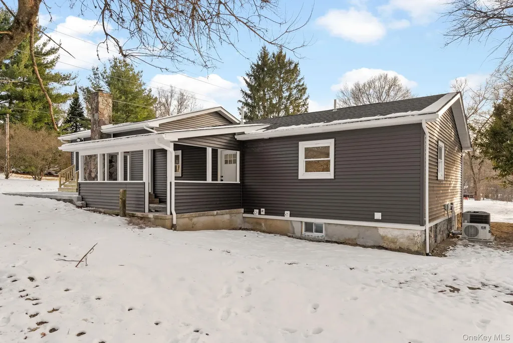 52 Rudolph Road Modena NY 12548