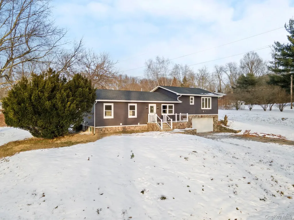 52 Rudolph Road Modena NY 12548