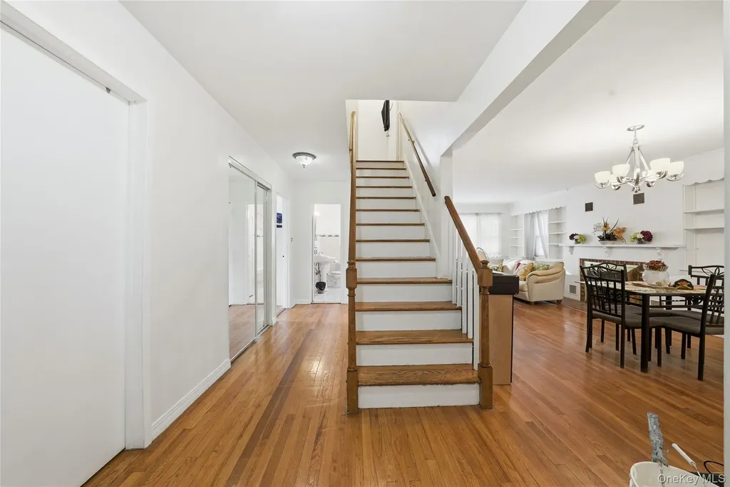 4161 Monticello Avenue Bronx NY 10466