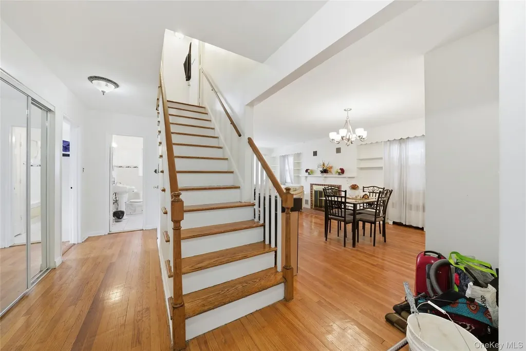 4161 Monticello Avenue Bronx NY 10466