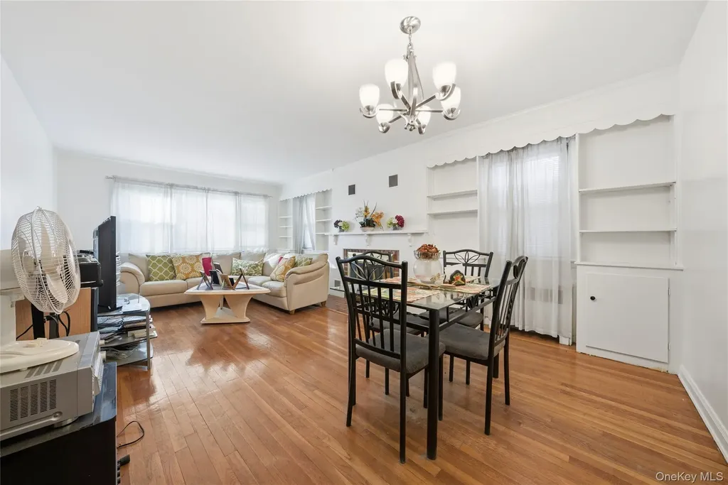 4161 Monticello Avenue Bronx NY 10466