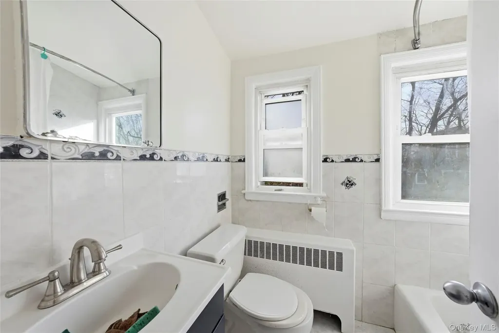 4161 Monticello Avenue Bronx NY 10466