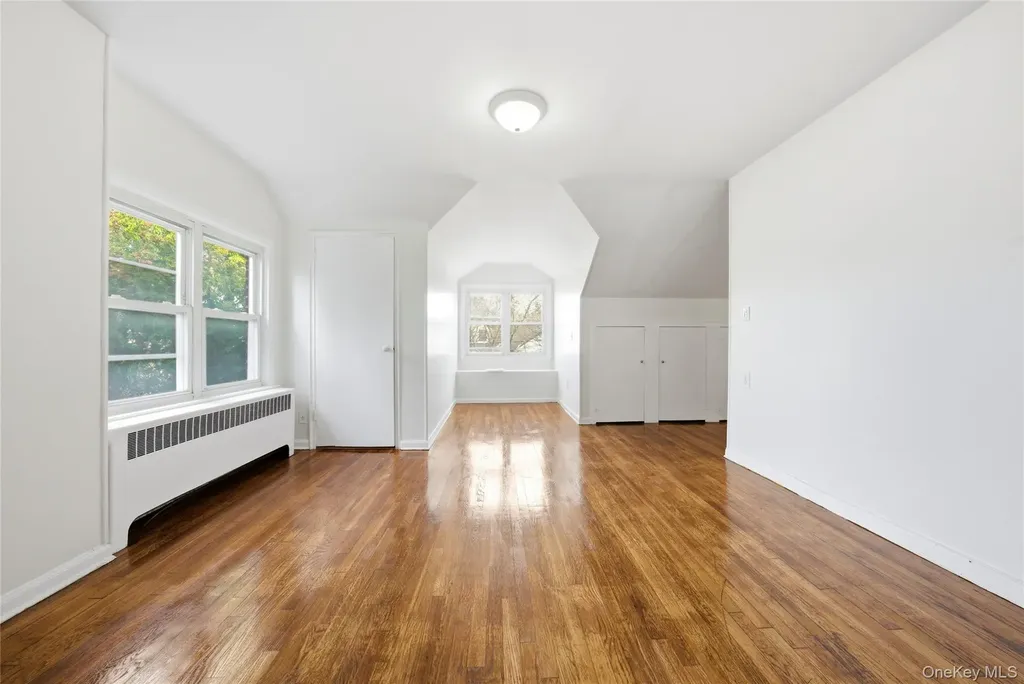 4161 Monticello Avenue Bronx NY 10466