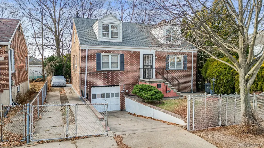 4161 Monticello Avenue Bronx NY 10466