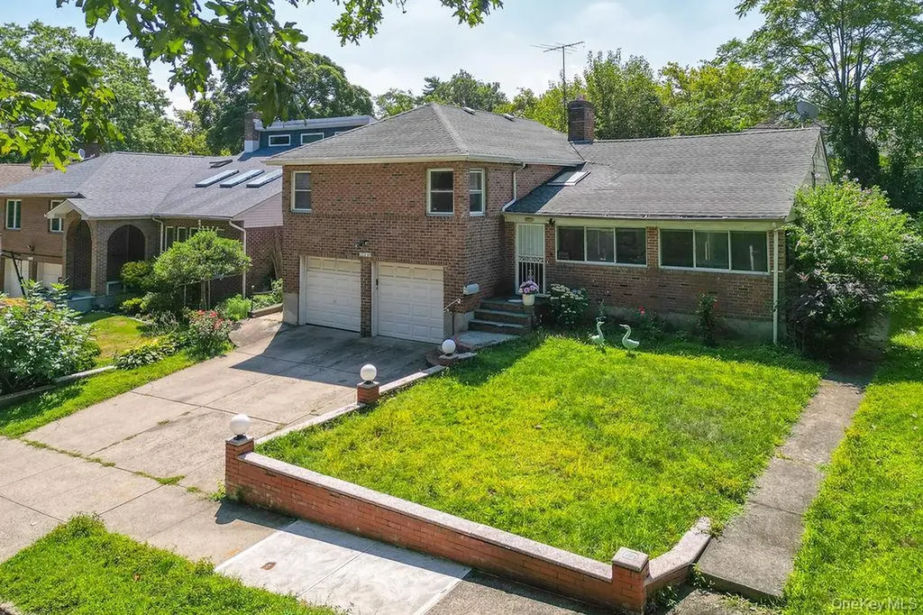 222-60 Birmington Parkway Bayside NY 11364