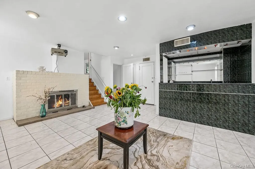 222-60 Birmington Parkway Bayside NY 11364