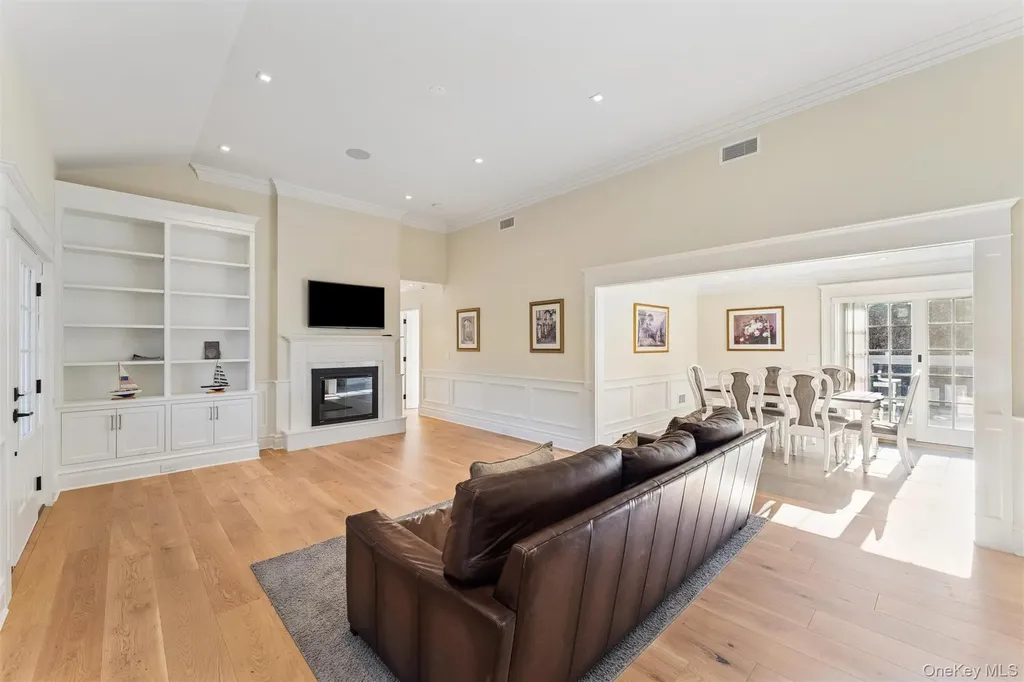 275 Mill Road Westhampton Beach NY 11978