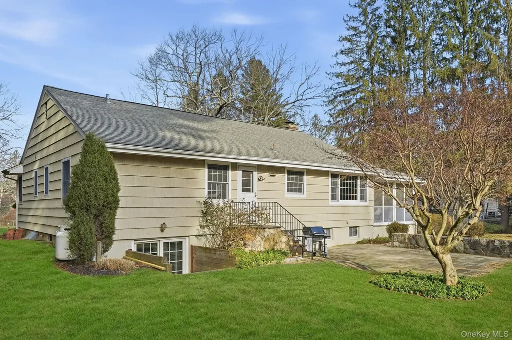34 Sunrise Avenue Katonah NY 10536