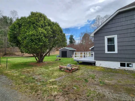 20 Hankins Road Fremont Center NY 12736