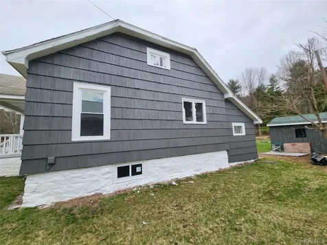 20 Hankins Road Fremont Center NY 12736