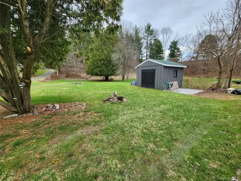 20 Hankins Road Fremont Center NY 12736