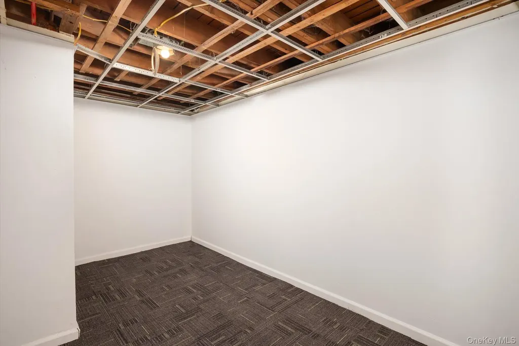 12 Westbury Avenue Plainview NY 11803