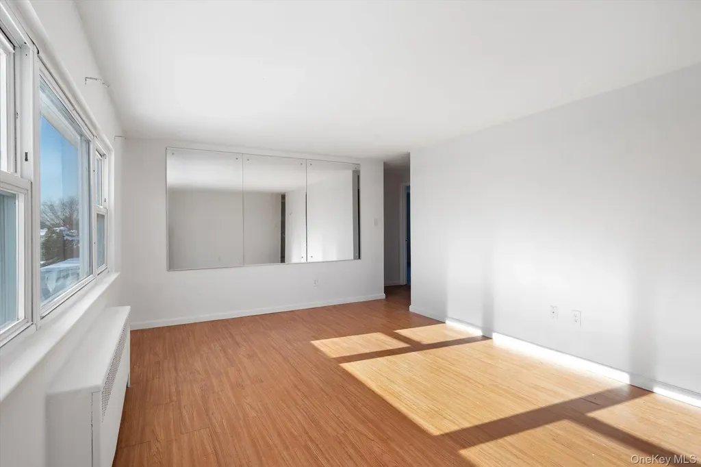 12 Westbury Avenue Plainview NY 11803