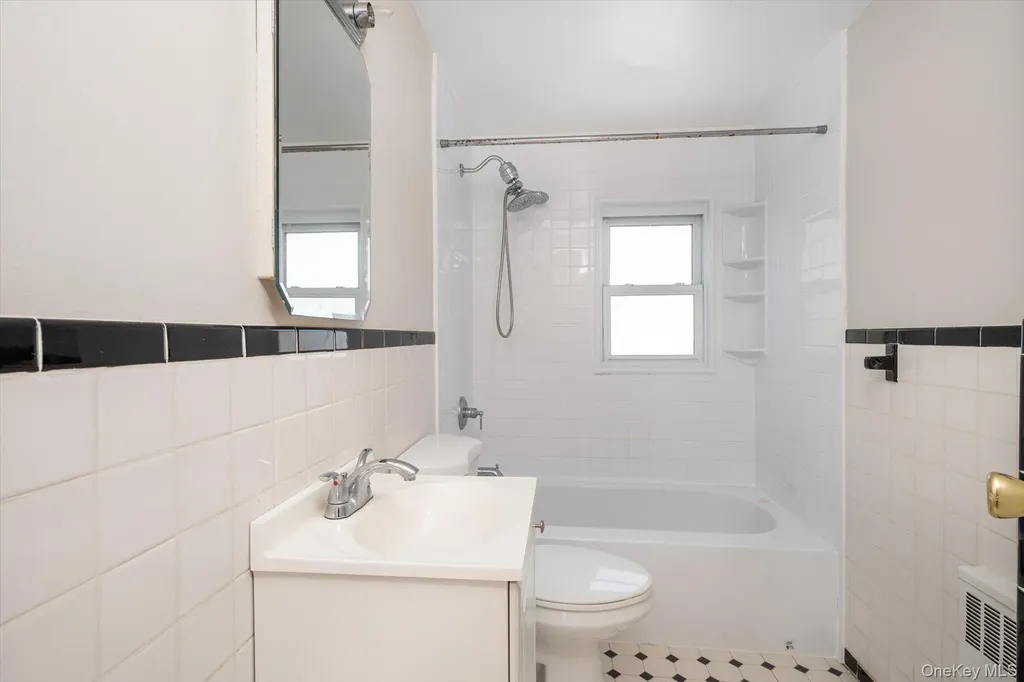 12 Westbury Avenue Plainview NY 11803