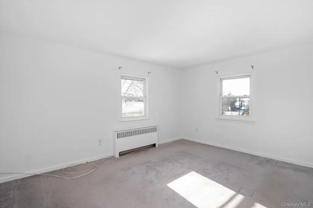 12 Westbury Avenue Plainview NY 11803