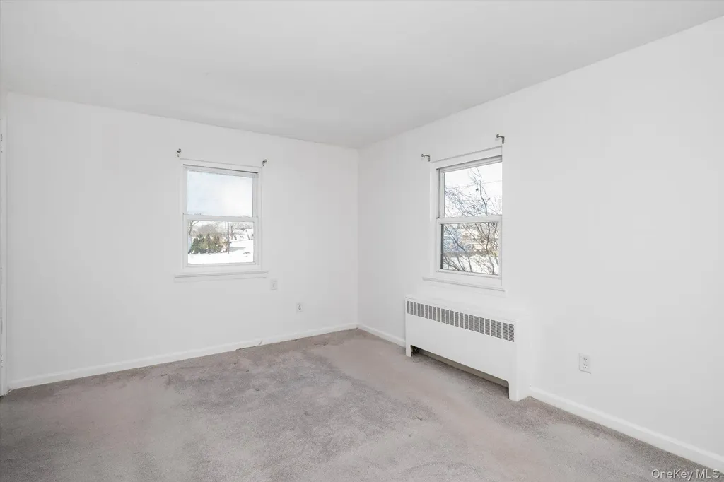 12 Westbury Avenue Plainview NY 11803